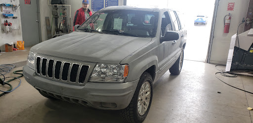 Auto Body Shop «Maaco Collision Repair & Auto Painting», reviews and photos, 4910 Oneida St, Commerce City, CO 80022, USA