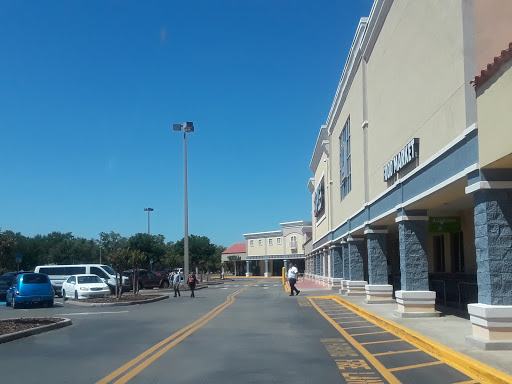 Office Supply Store «Staples», reviews and photos, 4058 13th St, St Cloud, FL 34769, USA