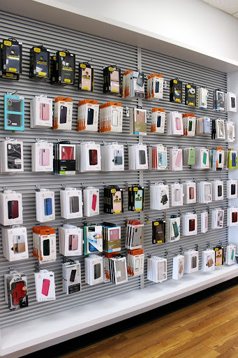 Telecommunications Service Provider «Verizon Authorized Retailer - IM Wireless», reviews and photos, 15 Franklin Village Drive, Franklin, MA 02038, USA