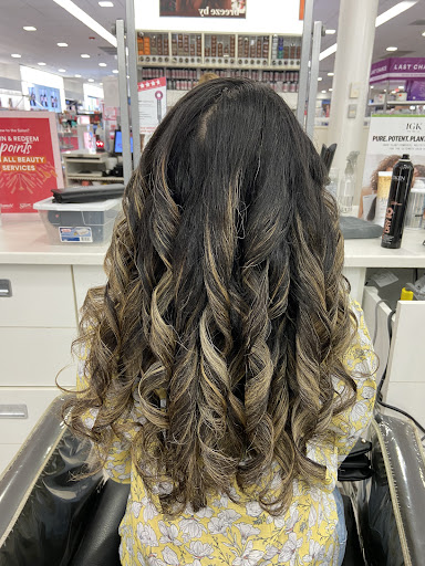 Hair Salon «Ulta Beauty», reviews and photos, 362 W Army Trail Rd, Bloomingdale, IL 60108, USA