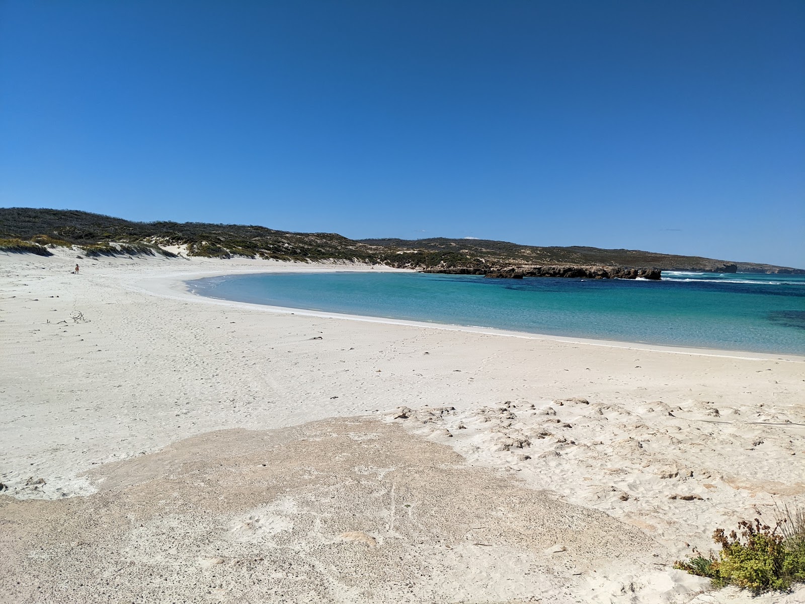 Zdjęcie Hanson Bay Beach z powierzchnią beżowy piasek