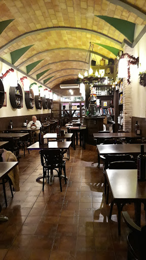 Restaurante Casa Rufino - C. Traspalacio, 1, 41806 Umbrete, Sevilla, España