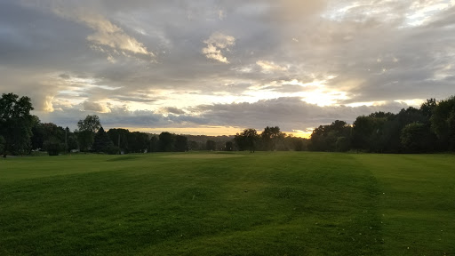 Golf Course «Mendota Heights Par 3 Golf Crs», reviews and photos, 1695 Dodd Rd, Mendota Heights, MN 55118, USA