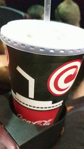 Movie Theater «Rave Motion Pictures Milford 16», reviews and photos, 500 Rivers Edge Dr, Milford, OH 45150, USA