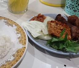 Warung PECEL LELE cak Zen photo