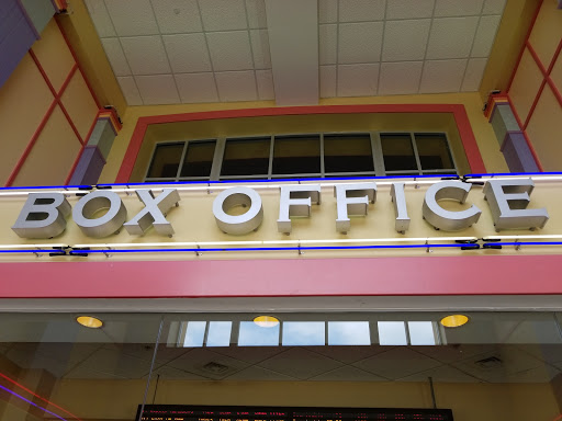 Movie Theater «Regal Cinemas Coldwater Crossing 14», reviews and photos, 211 W Washington Center Rd, Fort Wayne, IN 46825, USA