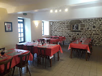 Atmosphère du Restaurant Au point nommé à Saint-Fraimbault - n°1