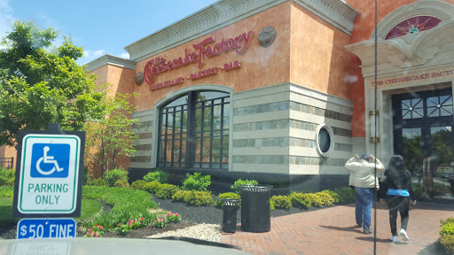 Shopping Mall «Legacy Village», reviews and photos, 25001 Cedar Rd, Lyndhurst, OH 44124, USA