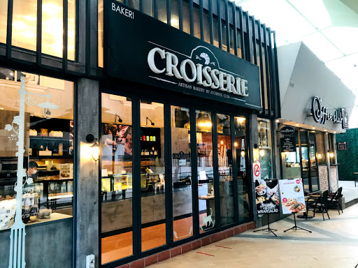 O’Coffee Club and Croisserie Artisan Bakery