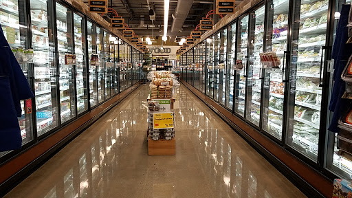 Grocery Store «Whole Foods Market», reviews and photos, 427 Walnut St, Lynnfield, MA 01940, USA