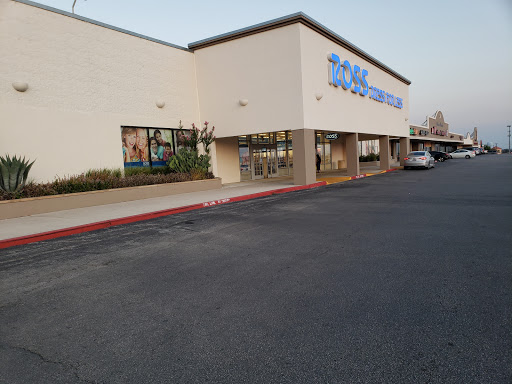 Clothing Store «Ross Dress for Less», reviews and photos, 2375 NW Military Hwy, San Antonio, TX 78231, USA