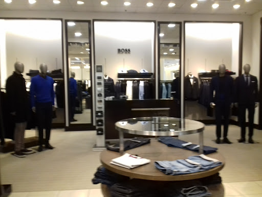 Department Store «Saks Fifth Avenue», reviews and photos, 1350 Polaris Pkwy, Columbus, OH 43240, USA