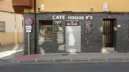 Café Juzgados 5 - C. Calvo Sotelo, 30, 10300 Navalmoral de la Mata, Cáceres, Spain