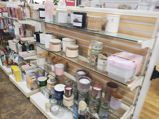 Department Store «HomeGoods», reviews and photos, 8200 Renaissance Pkwy #103, Durham, NC 27713, USA