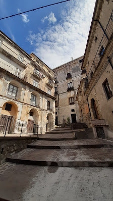 Palazzo Ciro del Trono Piazza del Popolo, ., 87022 Cetraro CS, Italia