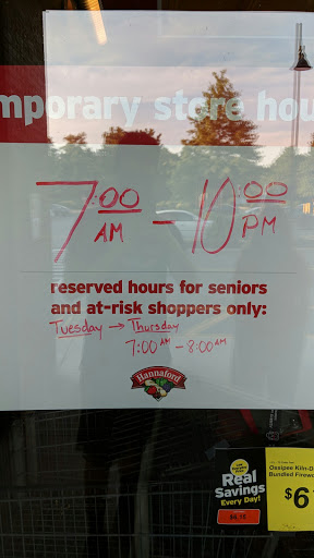 Grocery Store «Hannaford Supermarket», reviews and photos, 35 Hannaford Dr, Red Hook, NY 12571, USA