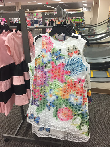 Clothing Store «Burlington Coat Factory», reviews and photos, 74 Broad St, Stamford, CT 06901, USA