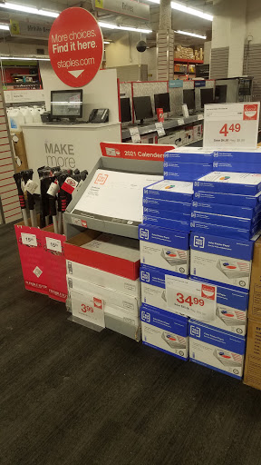 Office Supply Store «Staples», reviews and photos, 91-30 Van Wyck Expy, Jamaica, NY 11418, USA