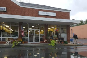 Blue Ridge Hospice Berryville Thrift Shop image