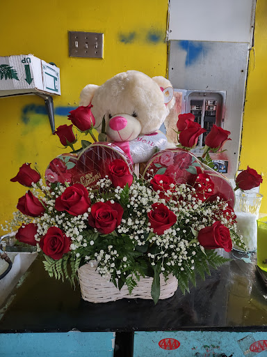 Florist «Flowers Vs Flowers», reviews and photos, 414 Main St, Paterson, NJ 07501, USA