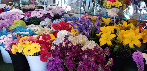 Florist «Ron & Alicia Robinson Florist», reviews and photos, 2110 Fullerton Rd, Rowland Heights, CA 91748, USA