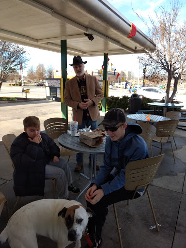 Fast Food Restaurant «Sonic Drive-In», reviews and photos, 208 W Avalon Ave, Muscle Shoals, AL 35661, USA