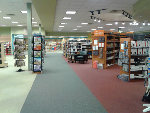 Book Store «LifeWay Christian Store», reviews and photos, 1100 30th St NW, Canton, OH 44709, USA