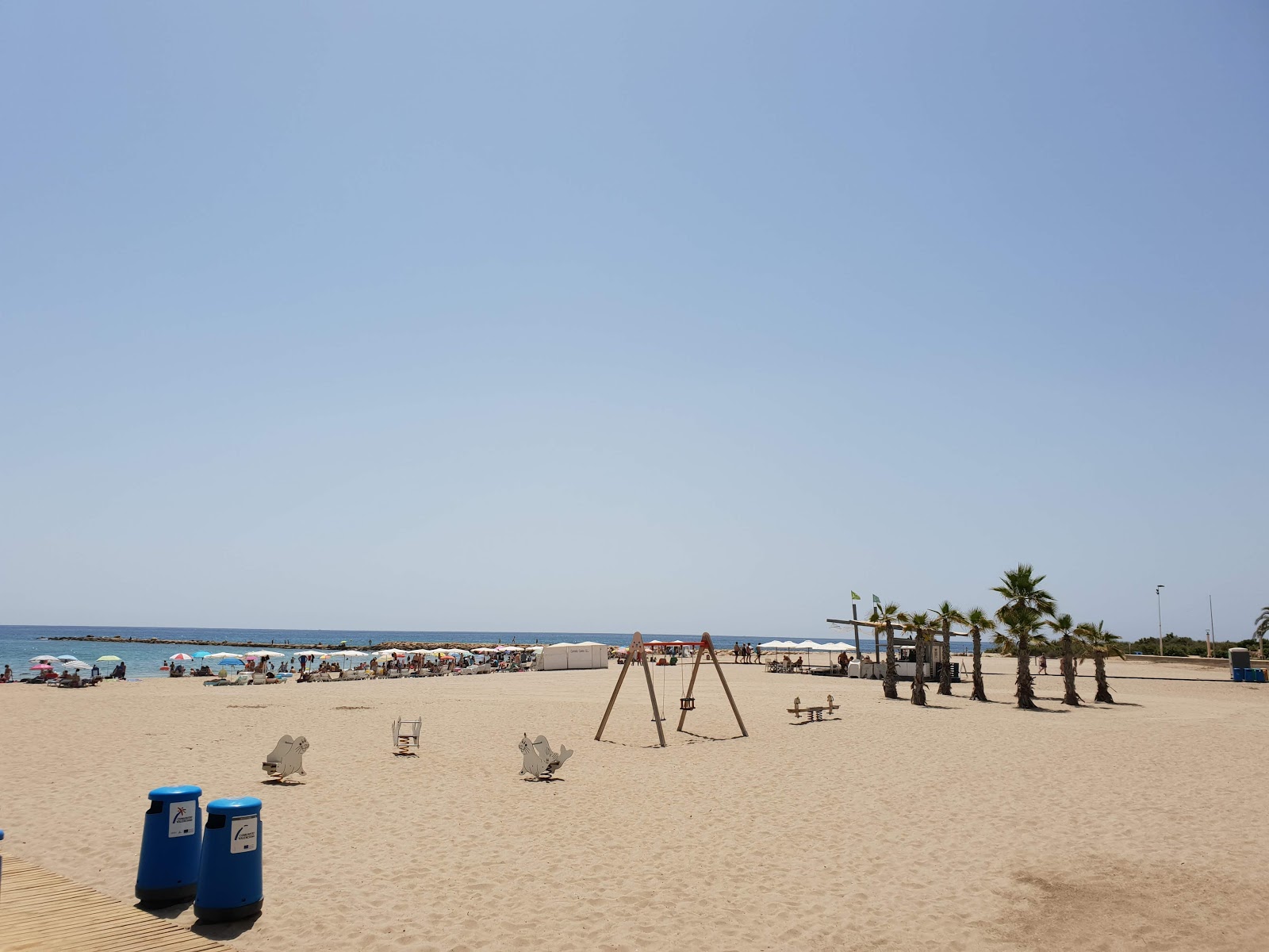 Photo de Playa del Campello avec un niveau de propreté de très propre