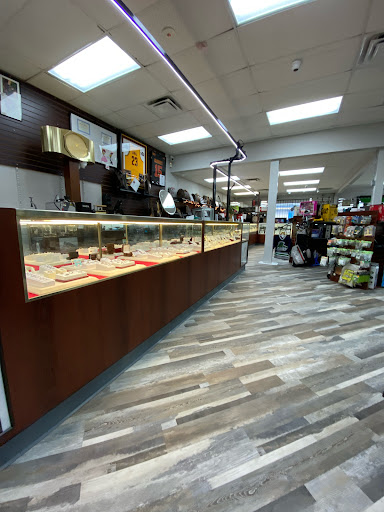 Pawn Shop «Pine Ridge Pawn & Jewelry», reviews and photos, 2033 Pine Ridge Rd #4, Naples, FL 34109, USA