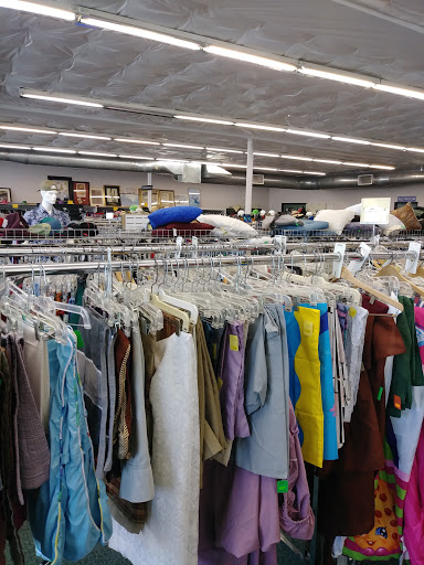 Thrift Store «Portland Adventist Community Services», reviews and photos, 11020 NE Halsey St, Portland, OR 97220, USA