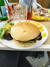 Hamburger du Restaurant Le Carbet à Hautecourt-Romanèche - n°5