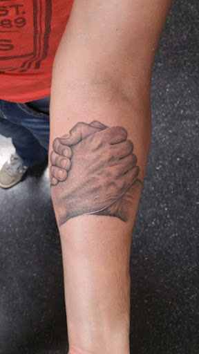 Tattoo Shop «Absolute Tattoo», reviews and photos, 1212 S Kansas Ave, Topeka, KS 66612, USA