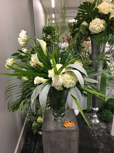 Florist «VIP Flowers», reviews and photos, 11050 SE Powell Blvd #377, Portland, OR 97266, USA