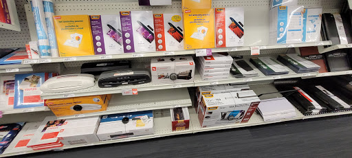 Office Supply Store «Staples», reviews and photos, 1781 U.S. 287 Frontage Rd, Mansfield, TX 76063, USA