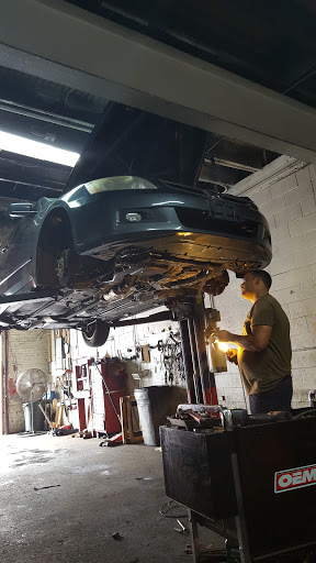 Auto Repair Shop «Antonio Auto Repair 1», reviews and photos, 7 Oxford St, Lawrence, MA 01841, USA