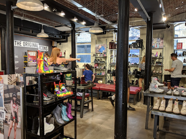 Reviews of Dr Martens in London - Shoe store