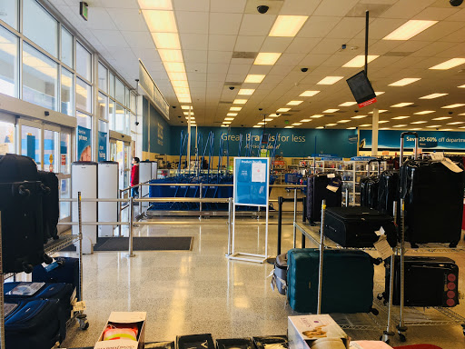 Clothing Store «Ross Dress for Less», reviews and photos, 3129 Market Center Drive, Morrisville, NC 27560, USA