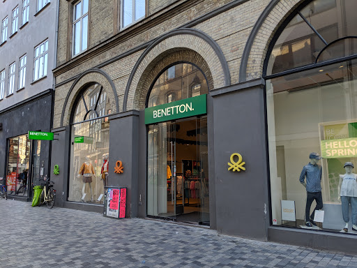 Stores to buy benetton women's products Copenhagen