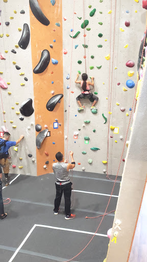 Gym «North Summit Climbing Gym», reviews and photos, 481 Bushkill Plaza Ln, Wind Gap, PA 18091, USA