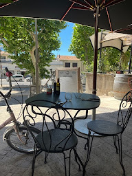 Photo n°83 de Restaurant Arles - Café Georges à Arles ()