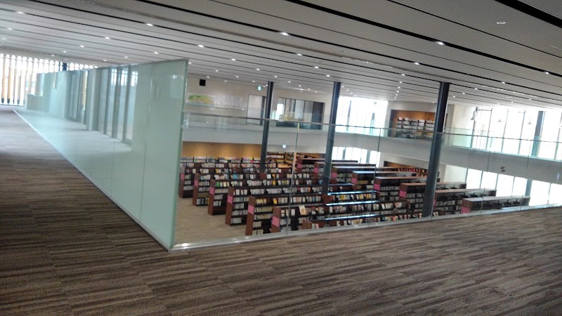 高砂市立図書館