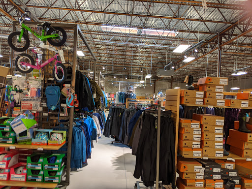 Camping Store «REI», reviews and photos, 63 W Aylesbury Rd, Timonium, MD 21093, USA