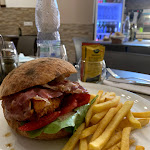 Photo n°2 de l'avis de Mattia.a fait le 23/08/2020 à 20:00 sur le  Cinà Pizzeria & Tavola calda à Pantelleria