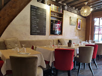 Atmosphère du Restaurant Le Anne Charlotte à Honfleur - n°3