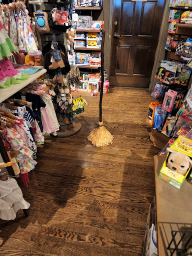 American Restaurant «Cracker Barrel Old Country Store», reviews and photos, 901 Veterans Memorial Pkwy, St Charles, MO 63303, USA