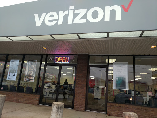 Cell Phone Store «Verizon Authorized Retailer - A Wireless», reviews and photos, 497 Ritchie Hwy #2b, Severna Park, MD 21146, USA