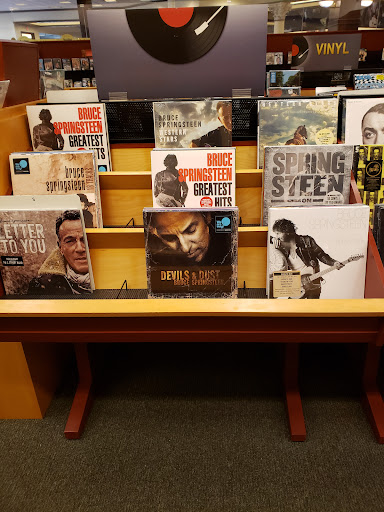 Book Store «Barnes & Noble», reviews and photos, 591 S University Dr, Plantation, FL 33324, USA