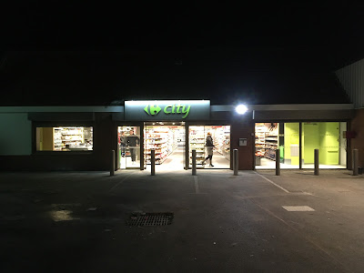 Carrefour City à Calais