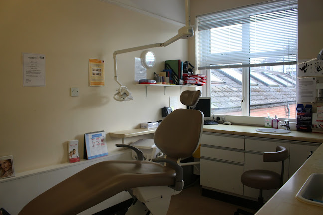 Holloway Dental Centre - London
