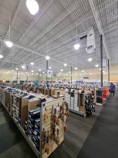 Shoe Store «DSW Designer Shoe Warehouse», reviews and photos, 19075 Interstate 45 N, Shenandoah, TX 77385, USA
